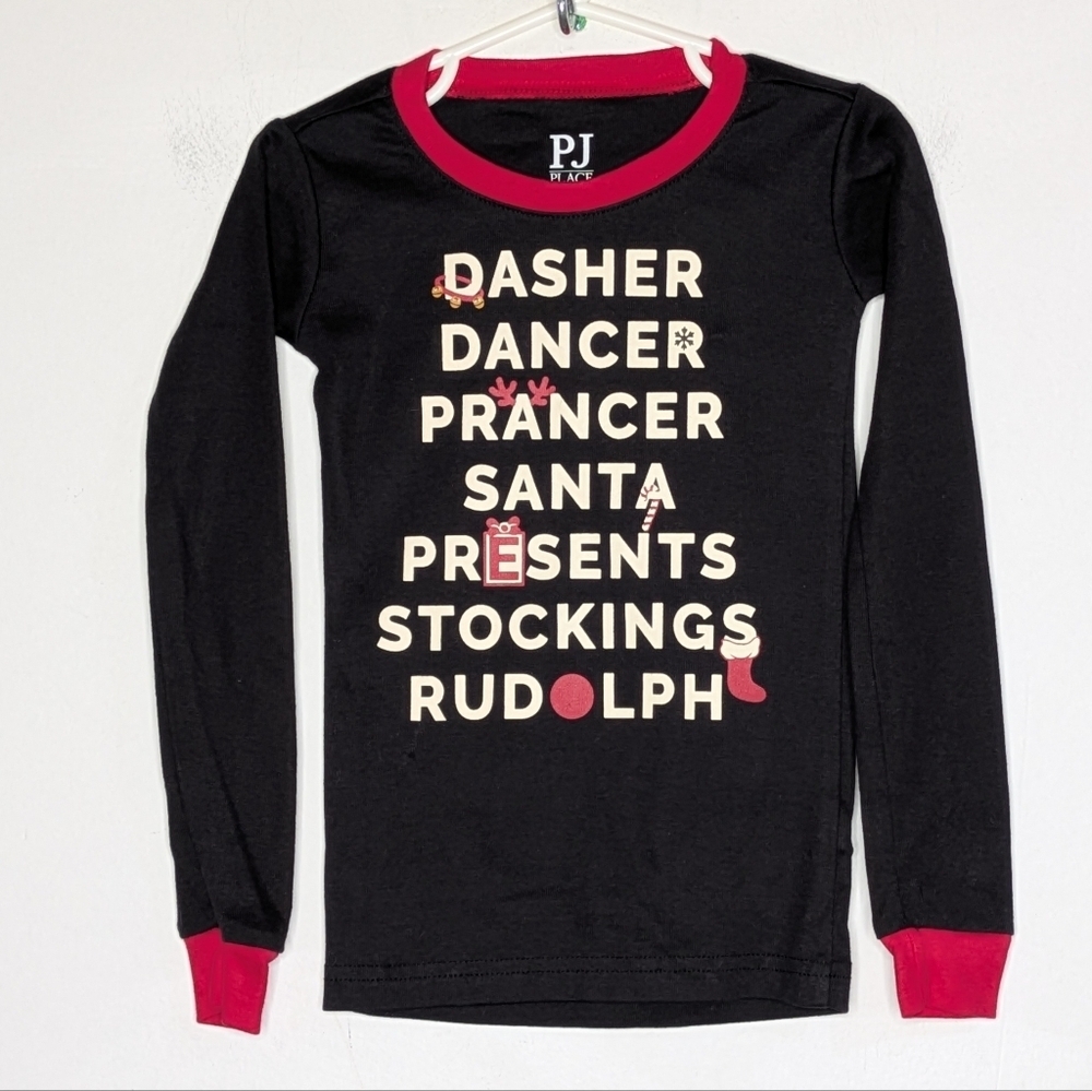 ✨3/$15 NWT PJ Place Black White Red Christmas Winter Santas Reindeer Shirt 4T